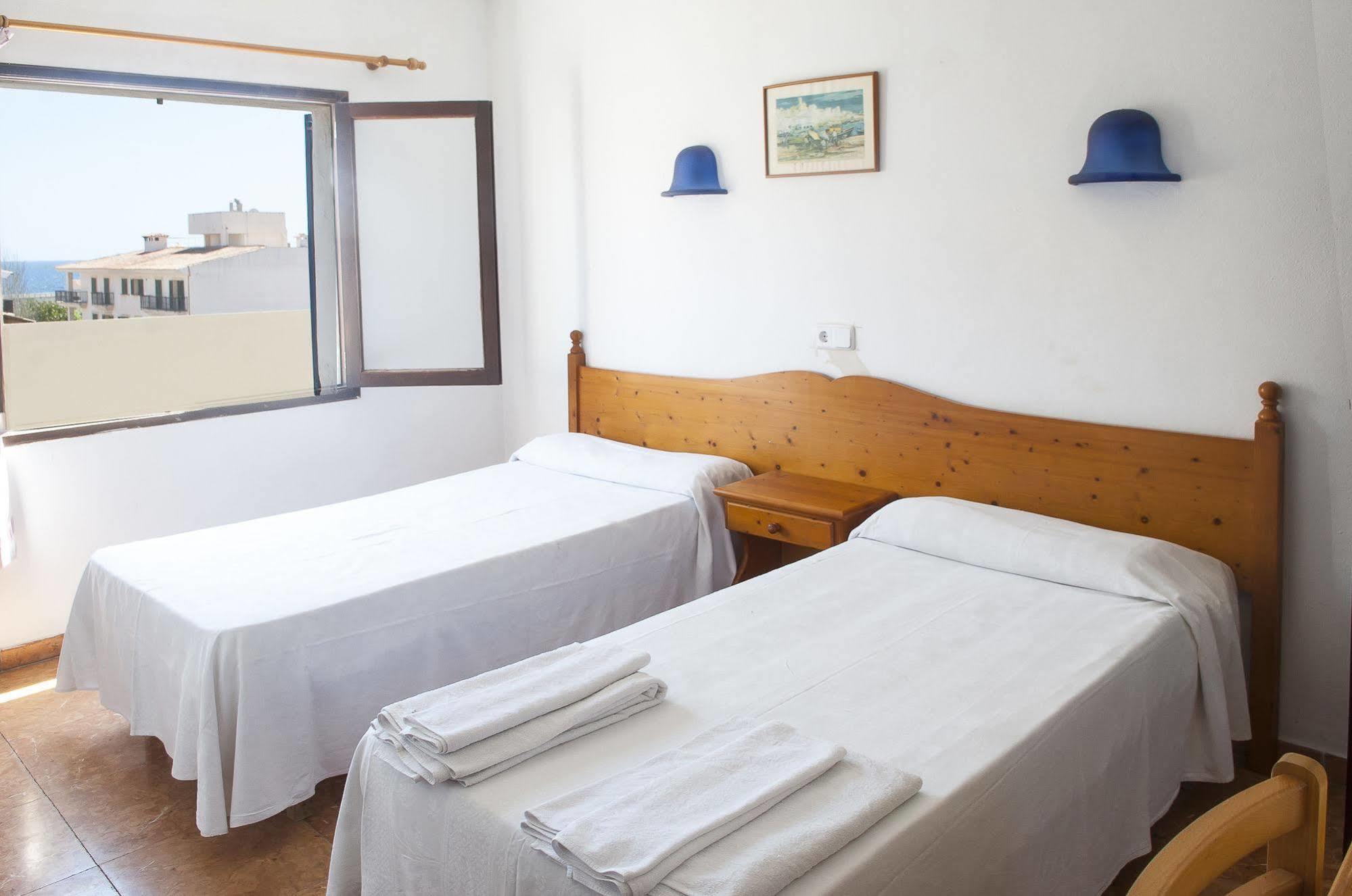 Surfing Concept Hostel Cala Ratjada (Mallorca) Exterior foto